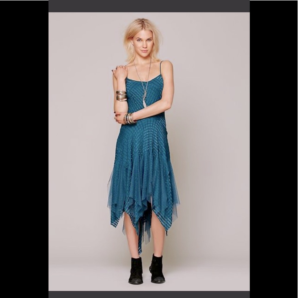 FREE PEOPLE SUNSET STRIPE SLIP C8